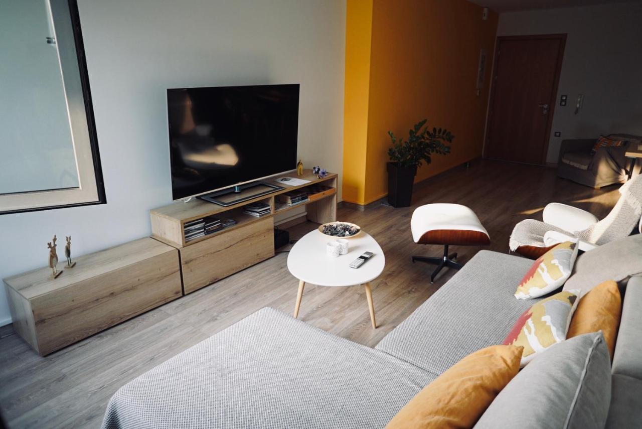 Urban Apartment Amaliada Eksteriør billede